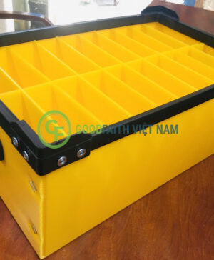 Thùng Nhựa Danpla Màu Vàng - Có Vách Ngăn 500x300x200x4mm